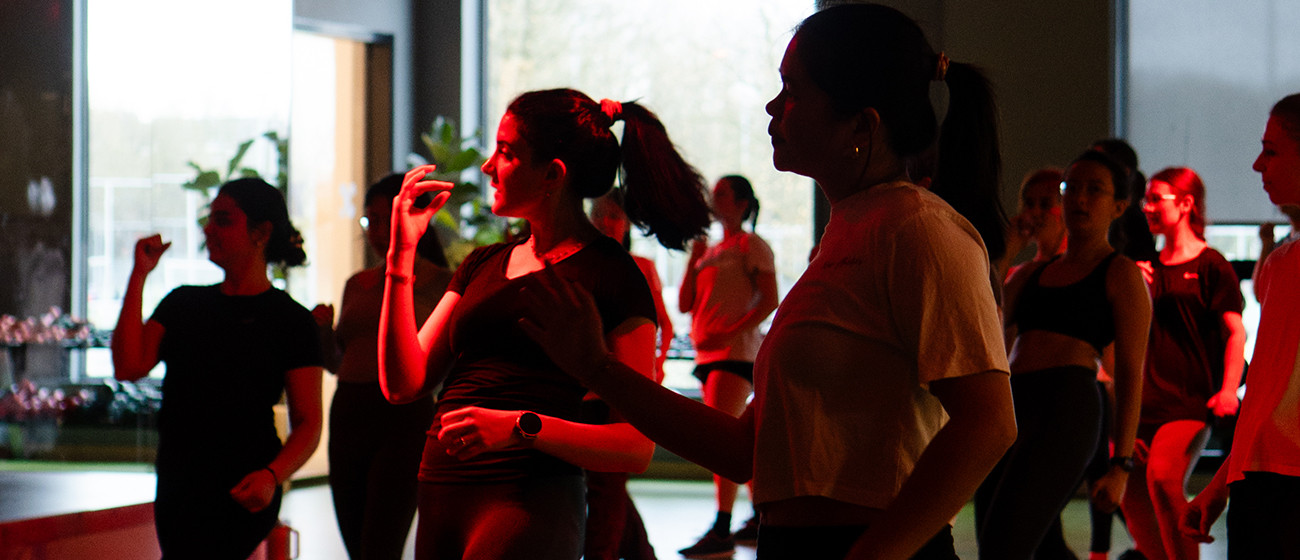 Zumba_headerafbeelding 1300x560