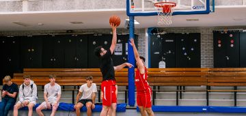Basketbal_headerafbeelding 1300x560