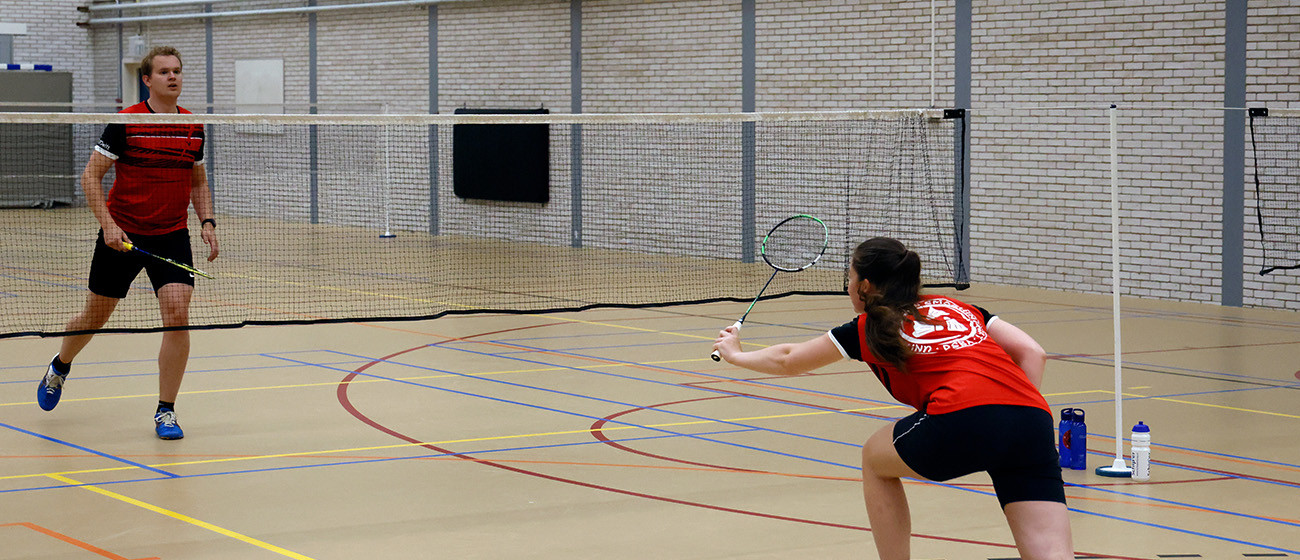 Badminton_headerafbeelding 1300x560