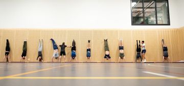 Handstand_headerafbeelding 1300x560