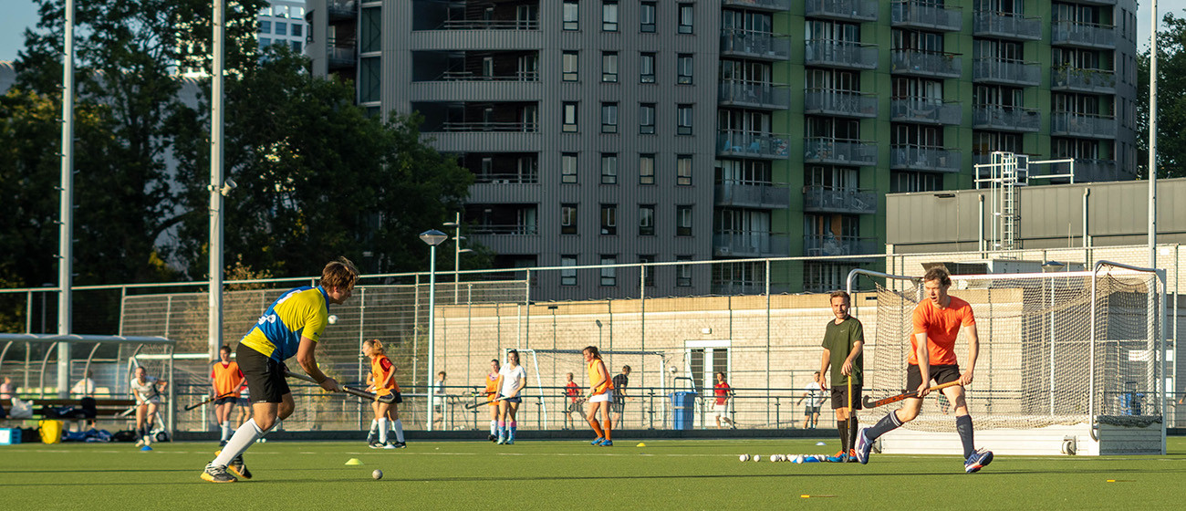 Hockey_headerafbeelding 1300x560