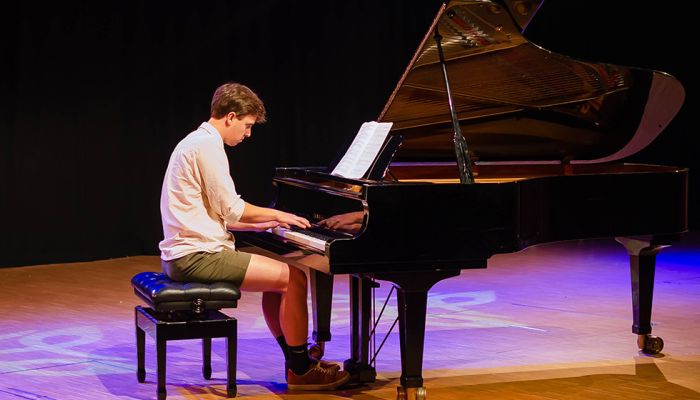 Piano Klassiek_headerafbeelding 1300x560